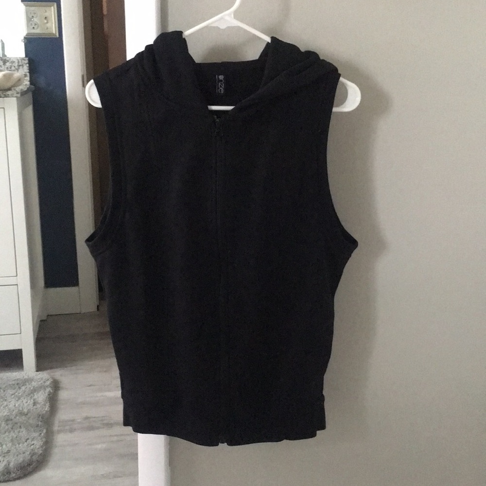 Black lightweight vest
